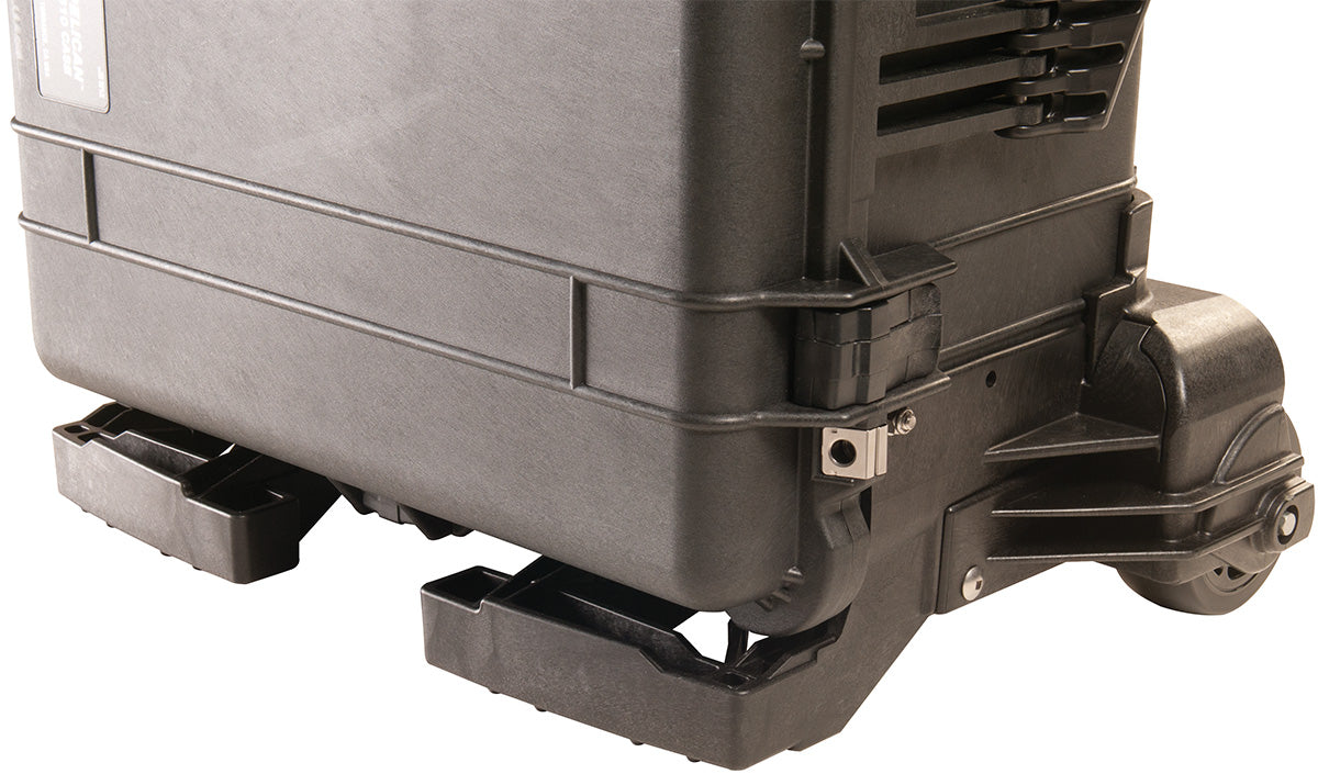 Pelican 1610M Case and Mobility Kit with Foam