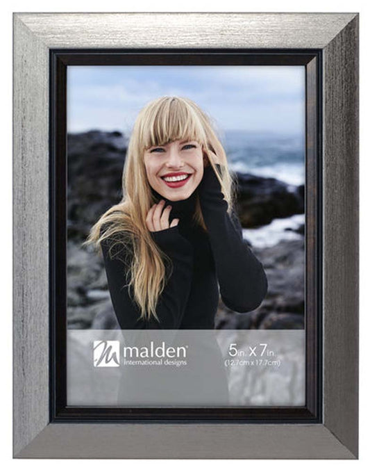 Malden 5x7 Pewter Slant with Black Bezel Frame