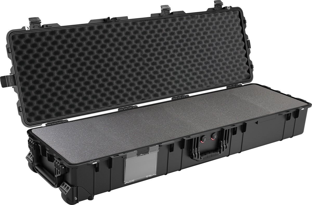 Pelican 1770 Transport Case with Foam (Black)