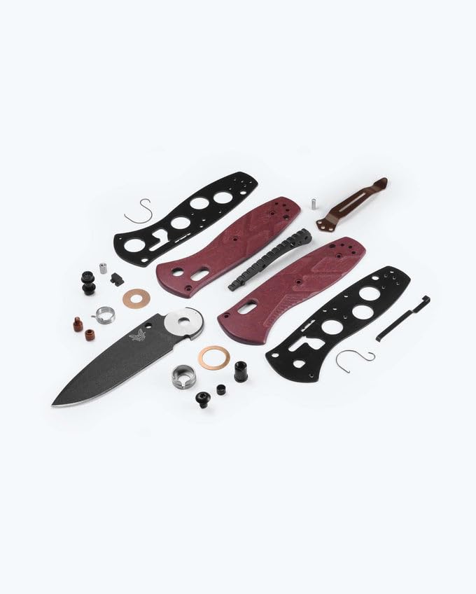 Benchmade Osborne Mini Barrage Drop Point Redstone 585BK-04